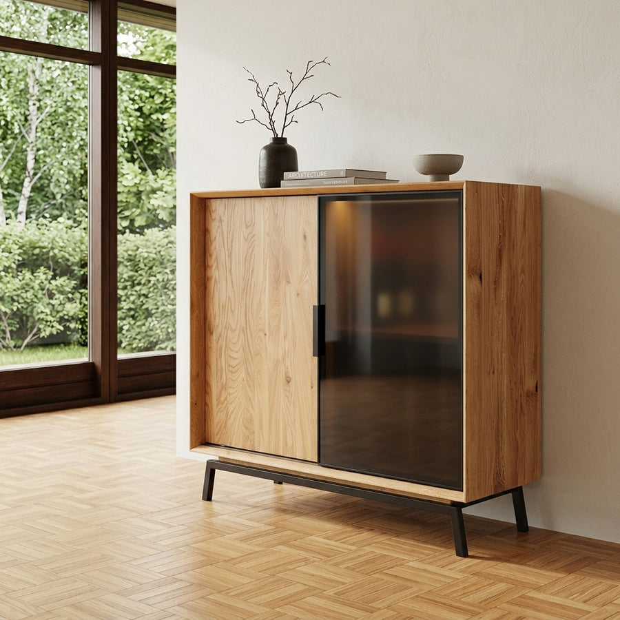 Tyr kommode i massiv egetræ, med glas – billede 1