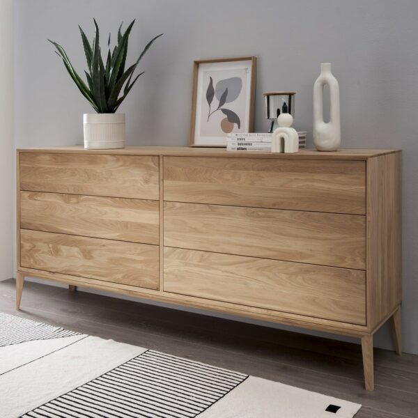 Heimdal Skænk med 6 skuffer i Massiv Egetræ fra Organic Sleep | Bianco Lys olie