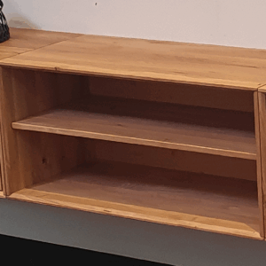 Heimdal Snedker Reol med 1 Hylde i Massiv Egetræ i Bianco Lys Olie fra Organic Sleep | Væghængt - 43x90x42 cm